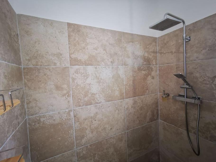 Studio Koton - 3 Etoiles - Deshaies Centre المظهر الخارجي الصورة